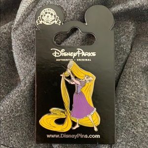 💜Disney Tangled pin